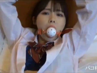 美女落九川清纯系极品小姐姐 ，卡哇伊小兔子内衣 ，掏出揉捏粉嫩奶子，翘起超肥大屁股 ，特写振动棒插穴搅动